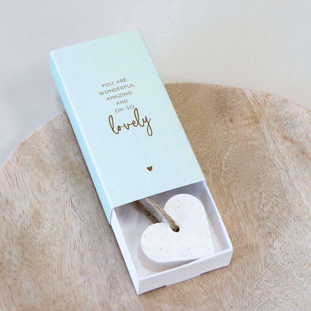 Petit coffret cadeau : « Tu es merveilleuse, incroyable et tellement charmante »