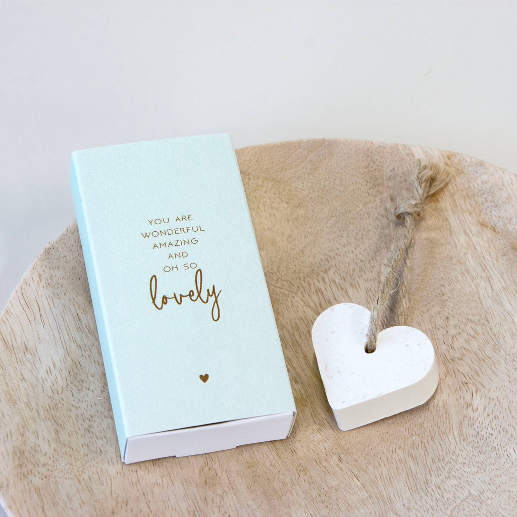 Petit coffret cadeau : « Tu es merveilleuse, incroyable et tellement charmante »